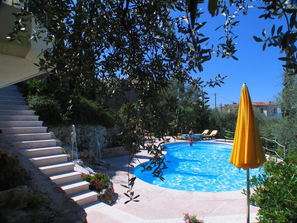 Villa Giada Тори дел Бенако Екстериор снимка